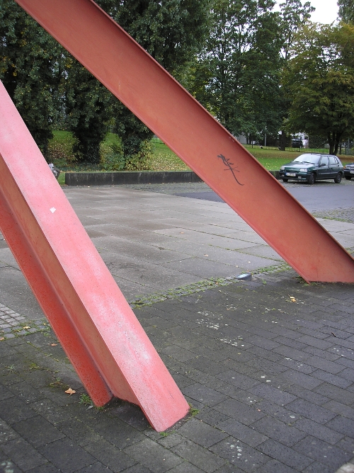 Mark di Suvero: L'Allumé, 1990